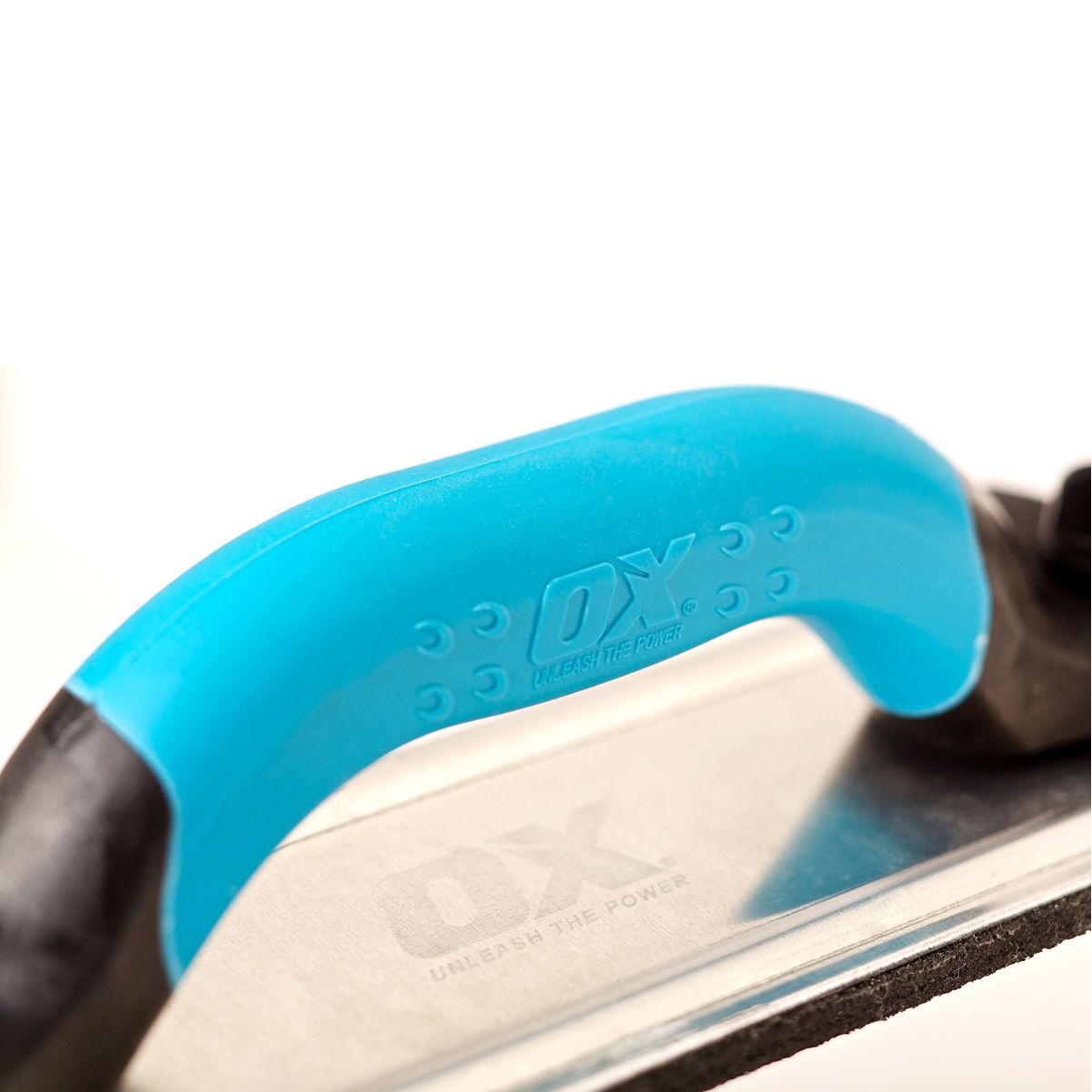 OX Tools PRO инструмент за строителство 240mm — изглед на конструкцията