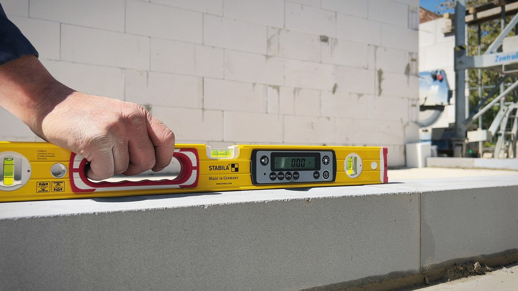 STABILA Aluminum electronic level TECH 196 DL IP67 183cm