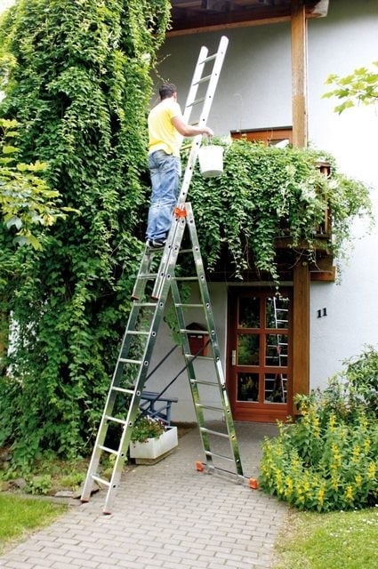 TRIBILO Three-Section Aluminium Ladder with Stair Function