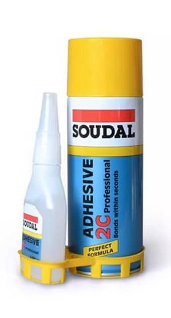 SOUDAL Двукомпонентно цианоакрилатно лепило 50мл + спрей 200мл.