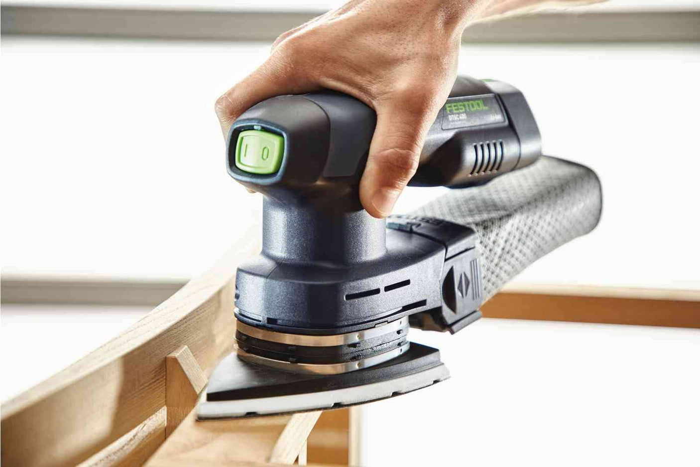 Festool Акумулаторна делта-шлайф машина DTSC 400 3,0 I-Plus