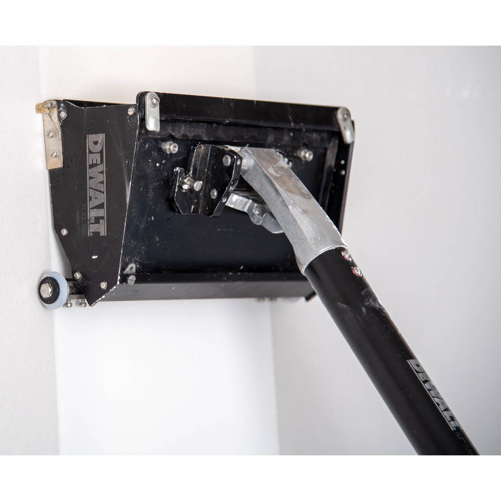 DeWALT Flat Box Handle 48" - 78"