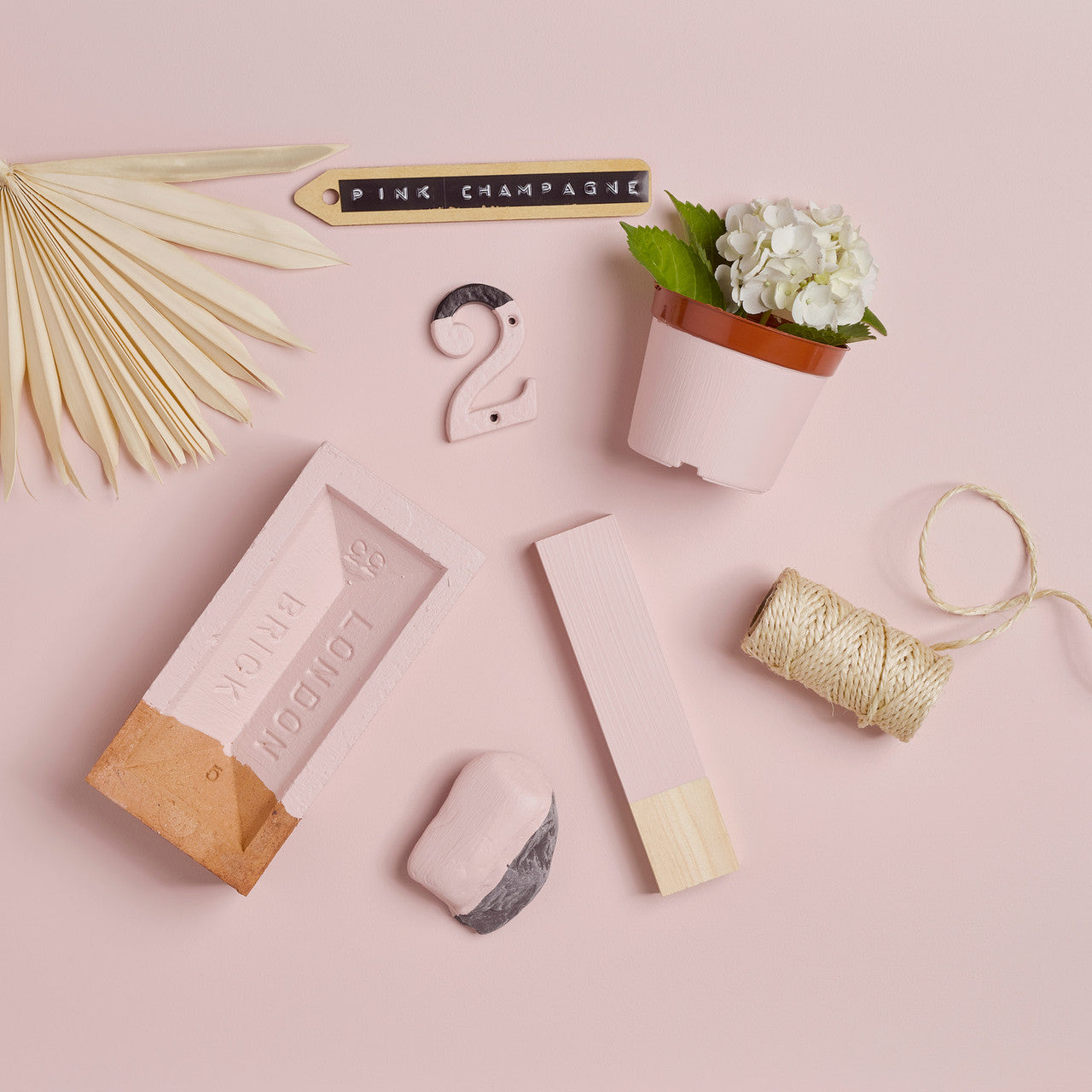 Rust Oleum Тебеширена боя за градинa/Pink Champagne 750ml