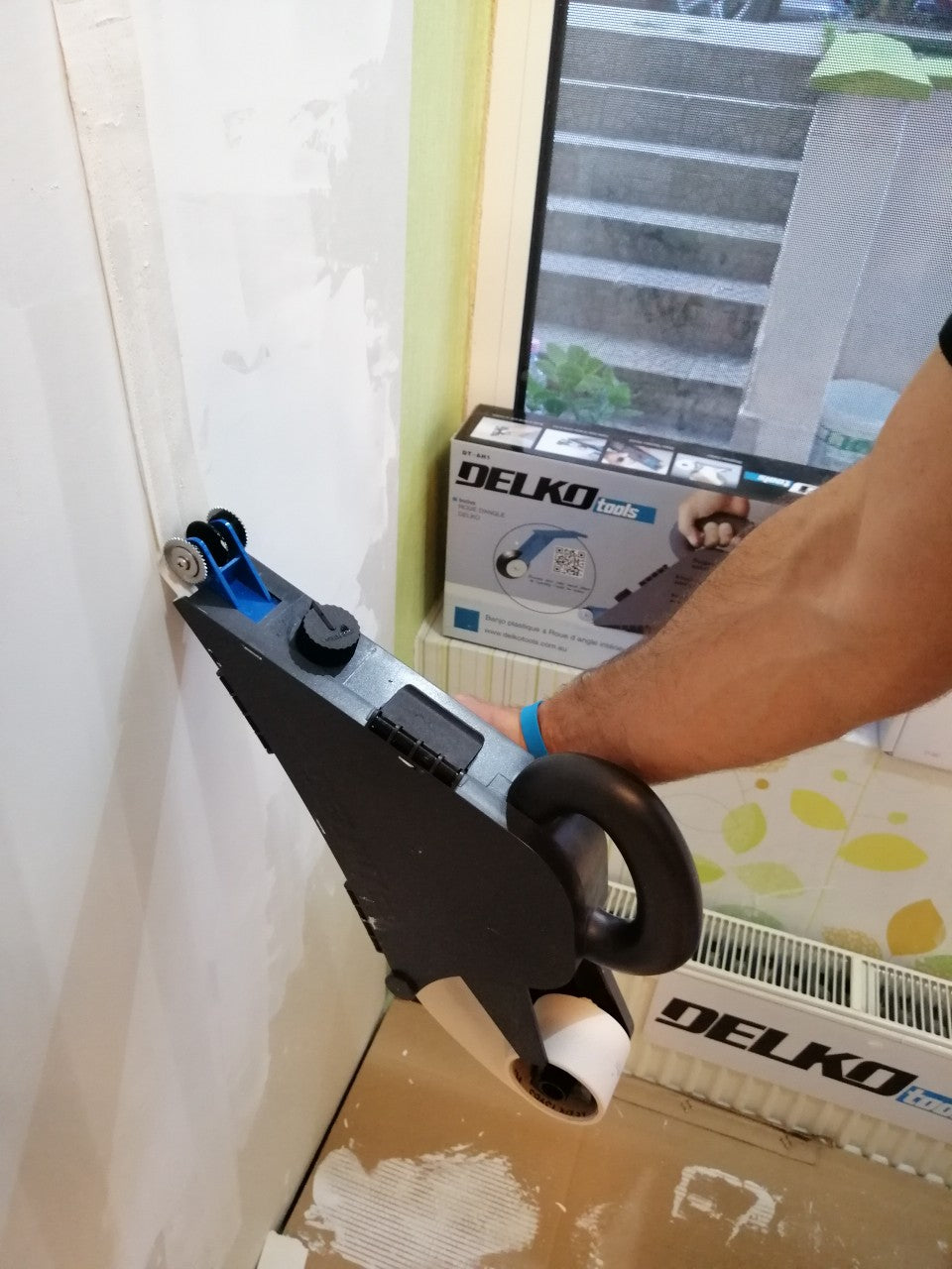 DELKO TAPER + Internal Corner Trowel